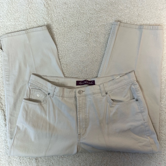 Gloria Vanderbilt Cream Capri Jeans Pants Size: 16 - Picture 3 of 8